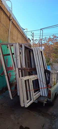 عکس تولید انواع درب و پنجره دوجداره پنجره برتر