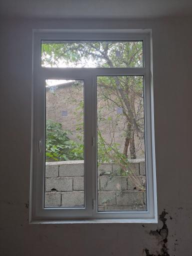 عکس تولید انواع درب و پنجره دوجداره پنجره برتر