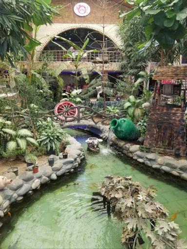 عکس رستوران سنتی برکه