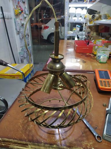 عکس الکتریکی منافی 