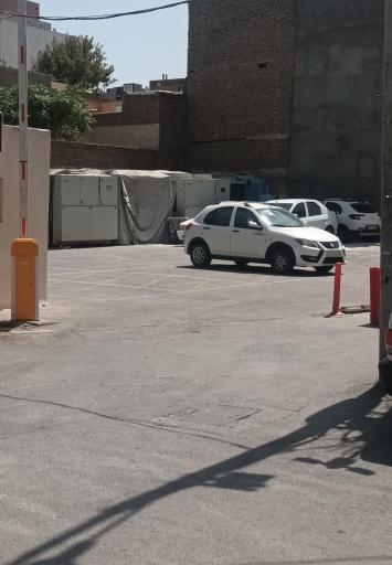 عکس پارکینگ مجتمع آفتاب ولایت 