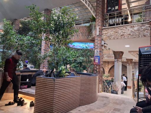 عکس رستوران سنتی برکه