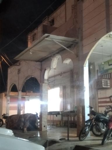 عکس بازار ماهی فروشان 