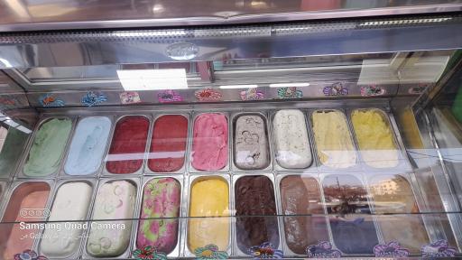 عکس لبنیات و بستنی دشتی