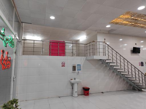 عکس غذاخوری ترنج