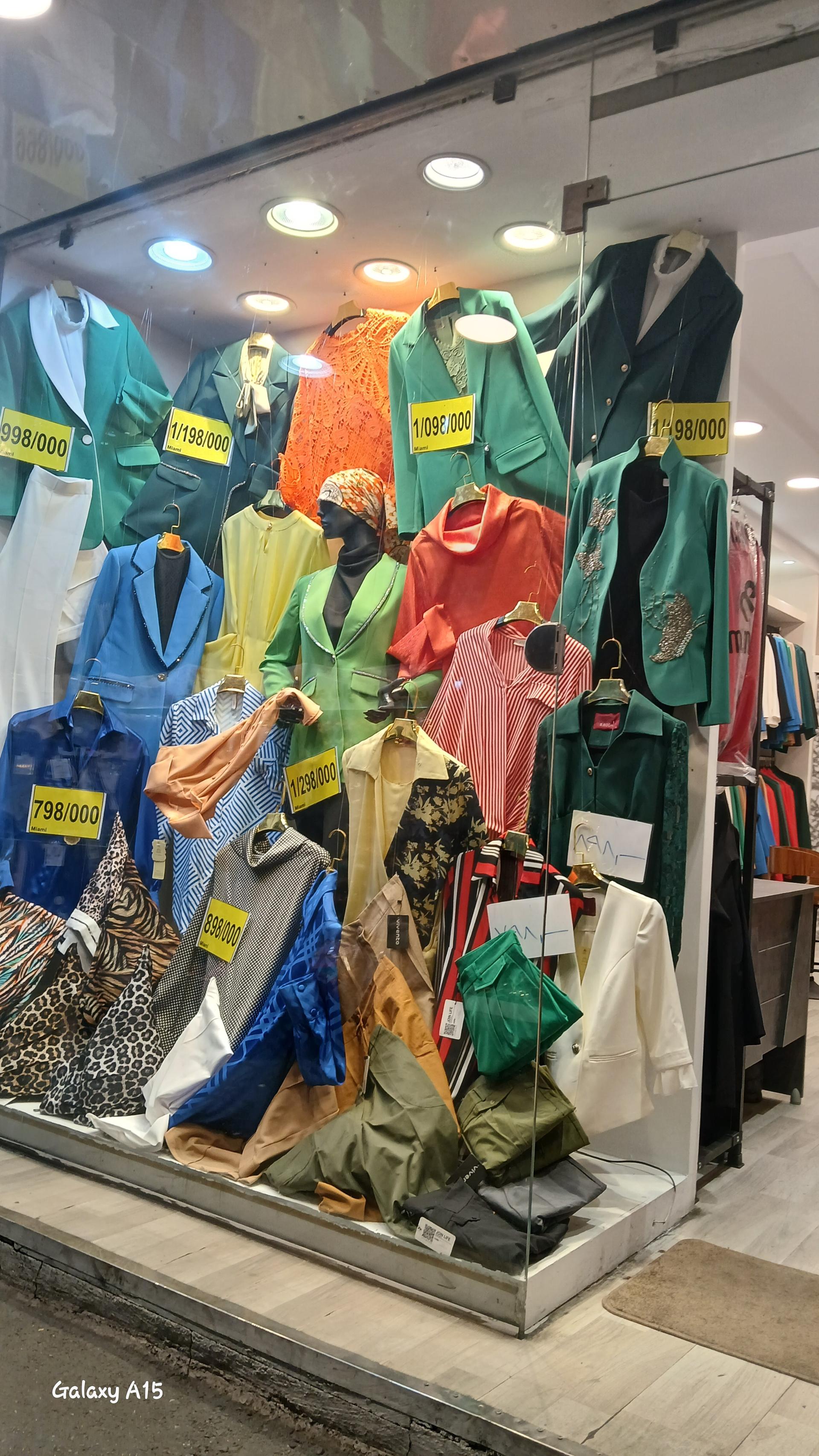 عکس پوشاک زنانه پرومد