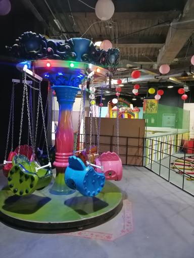 عکس شهربازی پنج ستاره