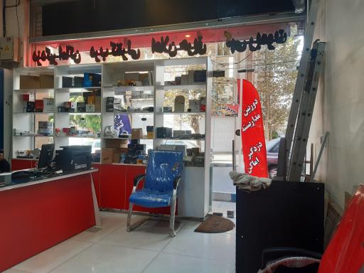 عکس ایمن سازان کسری