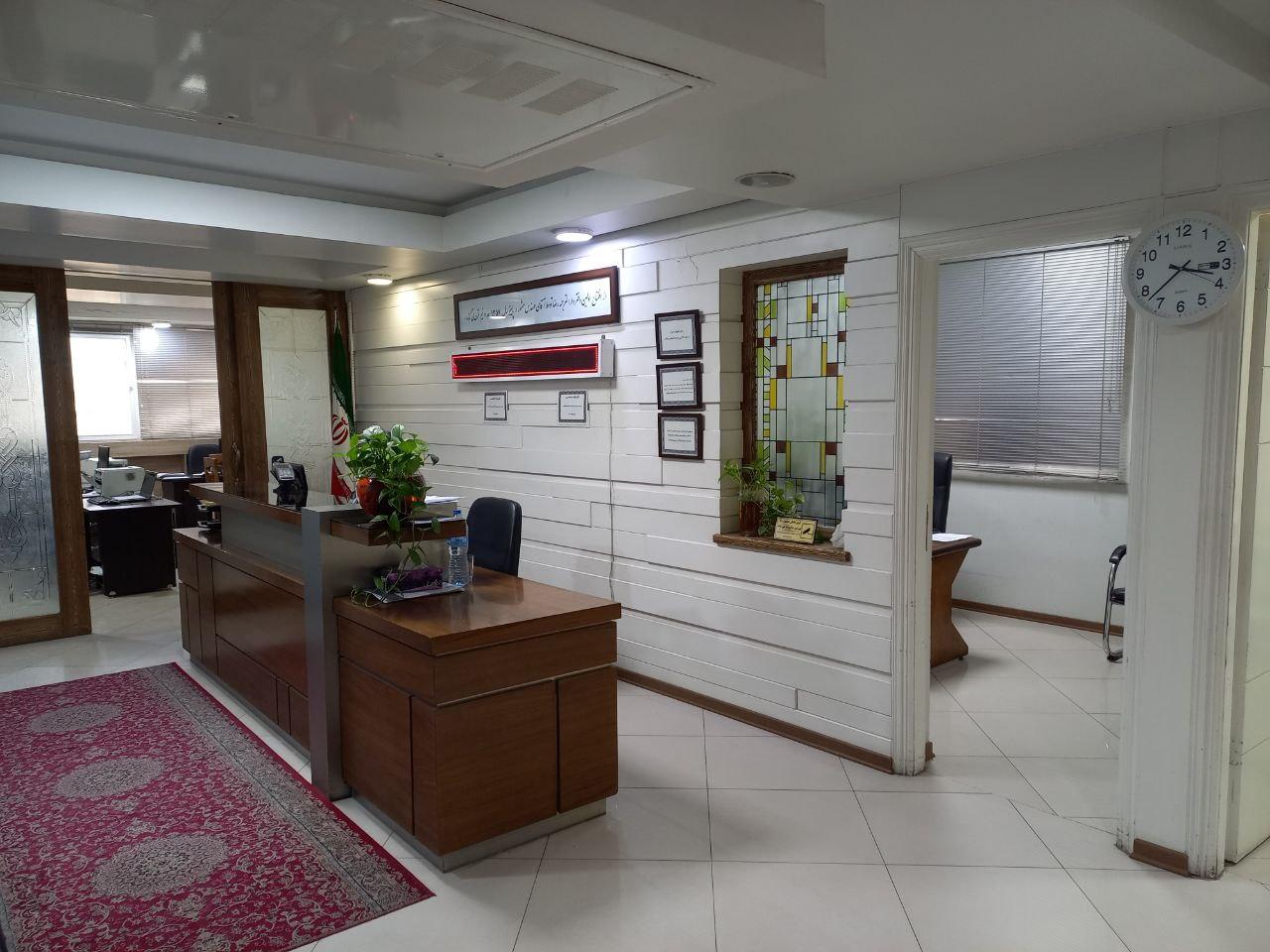 عکس دارالترجمه رسمی رضا (شعبه بارثاوا - 162)