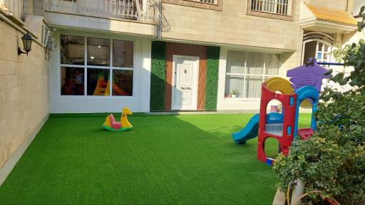 عکس مهدکودک نیکان