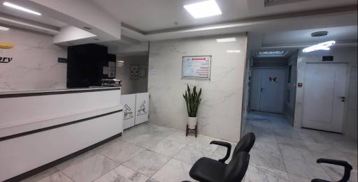 عکس بیمارستان بیستون