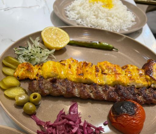 رستوران لومنیس