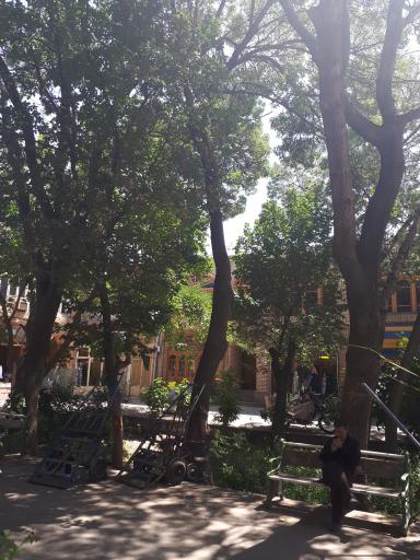 عکس سرای میرزا ابوالحسن