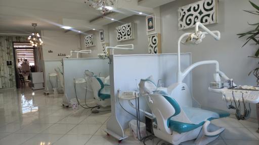 عکس کلینیک دندانپزشکی وارستگان