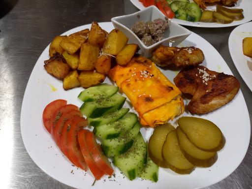 عکس کافه رستوران لوشاتو