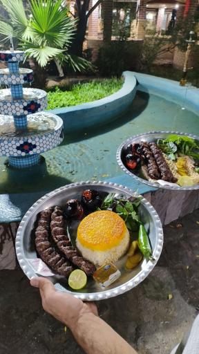 عکس باغ رستوران سایه سار