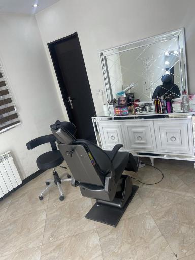 عکس سالن آرایش وزیبایی بانو مریم کریمی