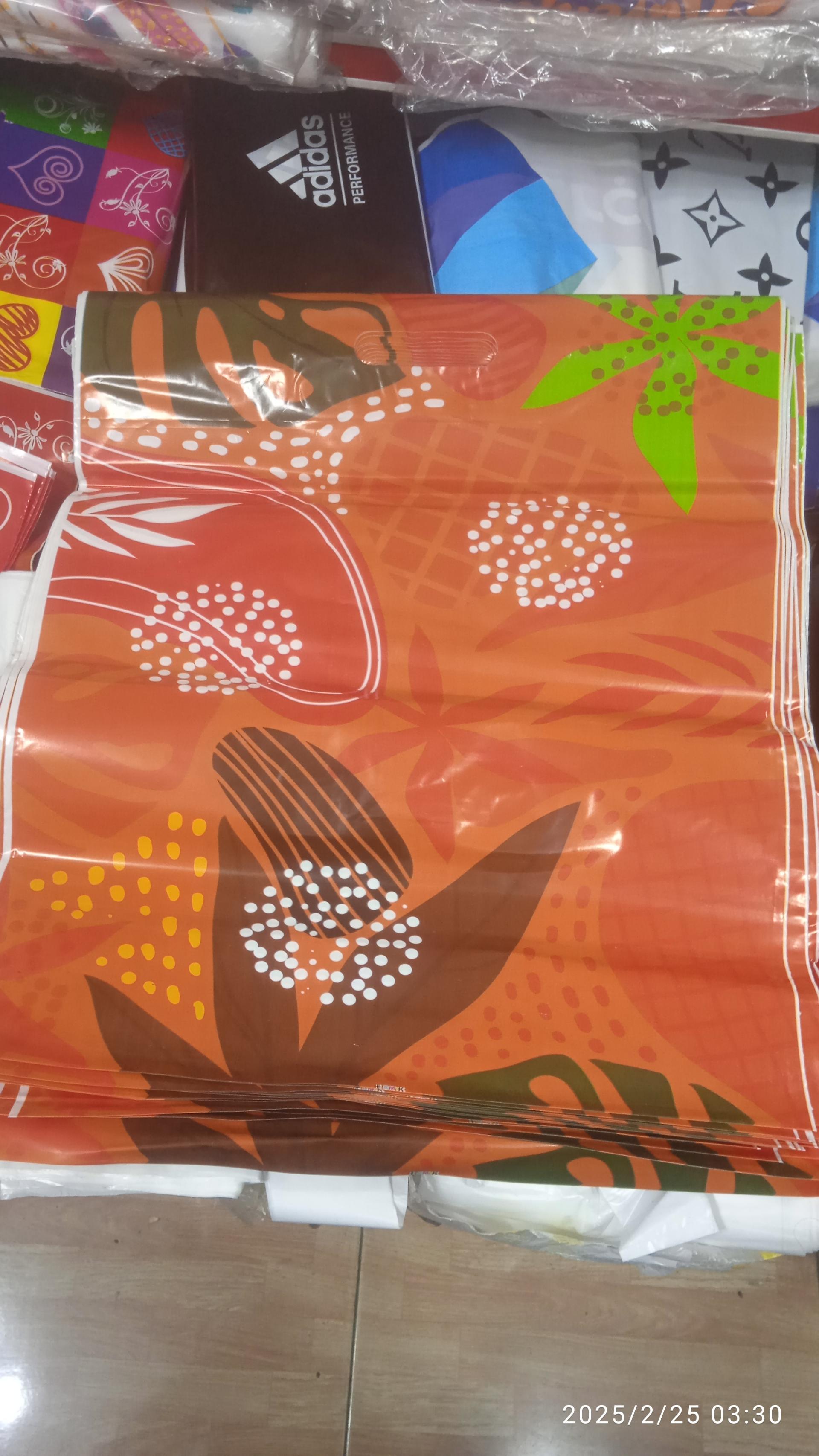 عکس ظروف یکبارمصرف تک 