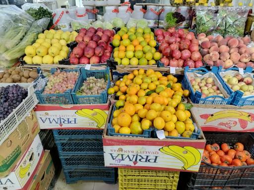 عکس میوه فروشی خانزاده