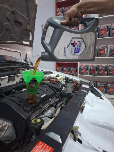 عکس اتو سرویس تخصصی حسن نیا