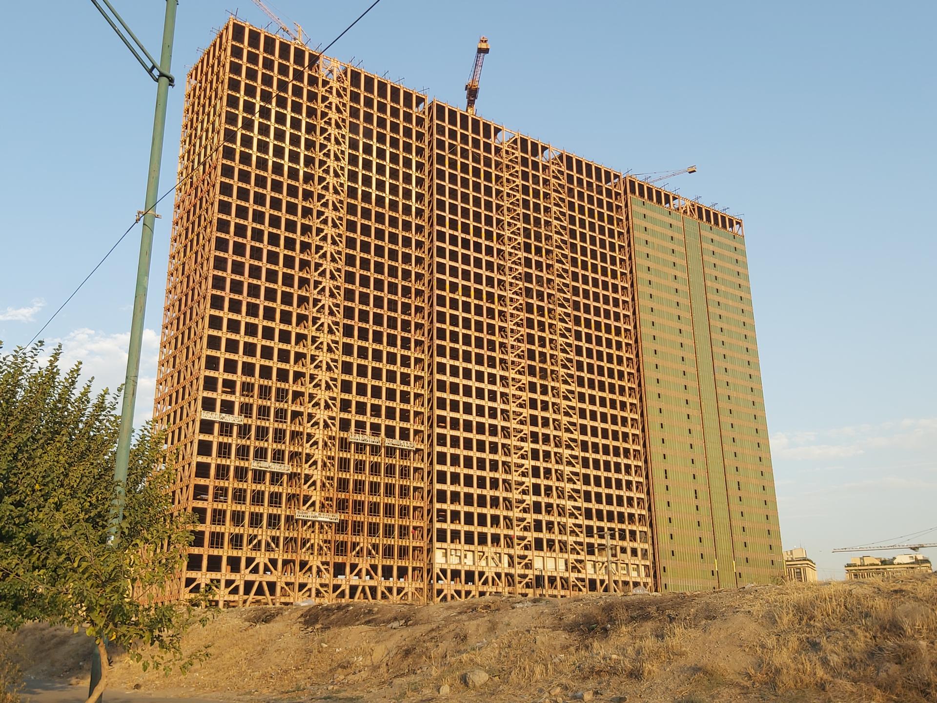 عکس برج میلنیوم