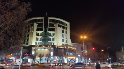 عکس مجتمع تجاری اداری پادرا