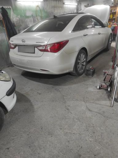 عکس باطری سازی کاظم ،برق ،انژکتور و مکانیکی