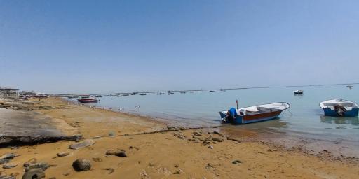 عکس ساحل بازار ماهی فروشان شهر کنارک