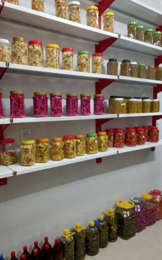 عکس محصولات غذایی اعتماد