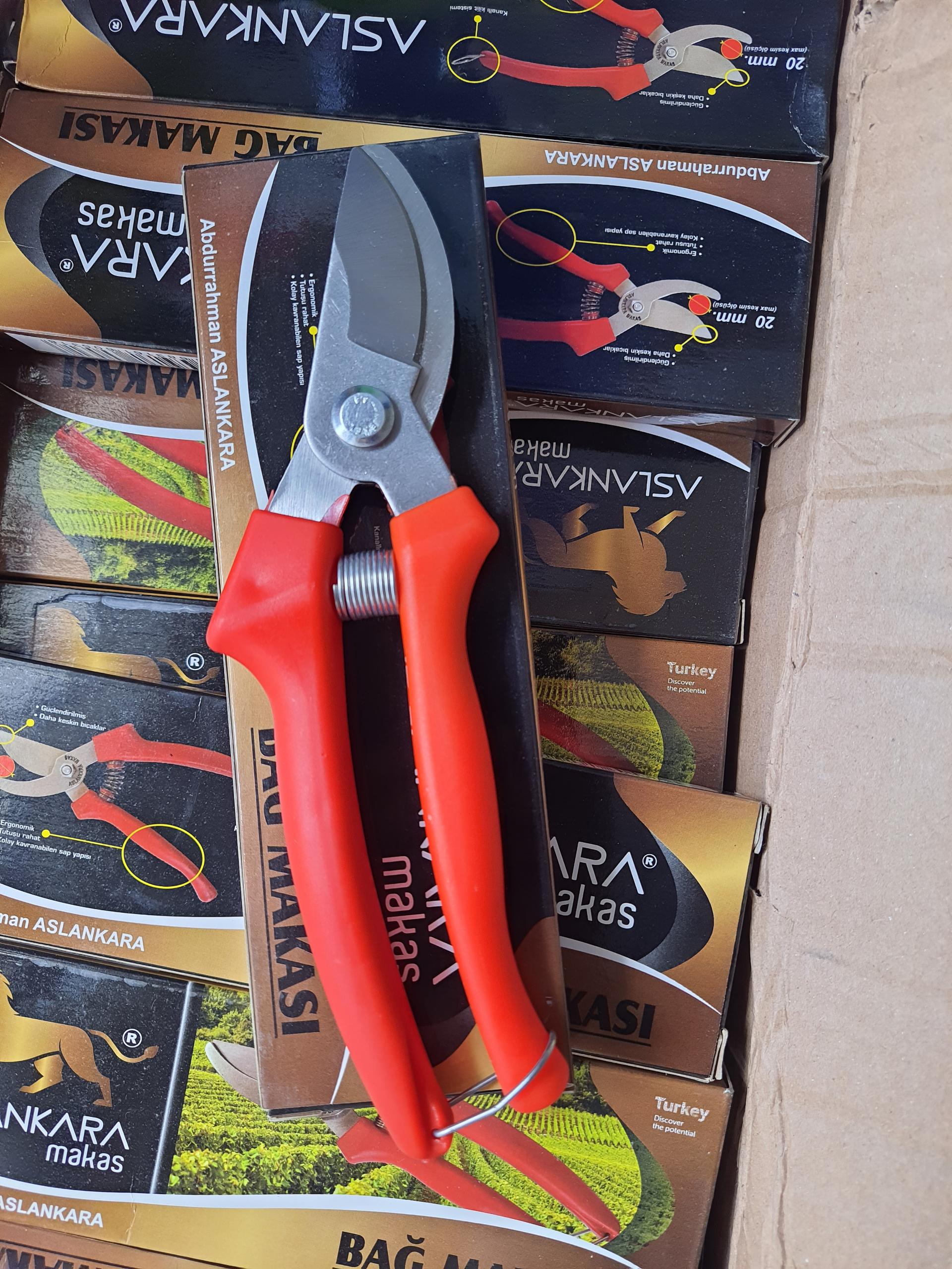 عکس داروخانه گیاه پزشکی سموم کشاورزی نوژن