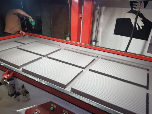 عکس خدمات کابینت سی ان سی وکیوم خانه دارکوب