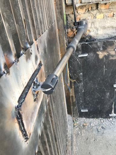 عکس دایان درب دیبا فروش و تعمیرات جک پارکینگی کرکره و راهبند 