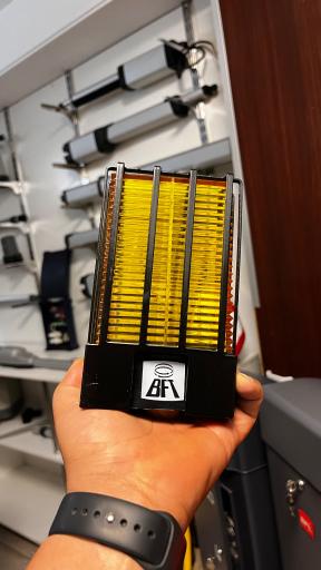 عکس دایان درب دیبا فروش و تعمیرات جک پارکینگی کرکره و راهبند 