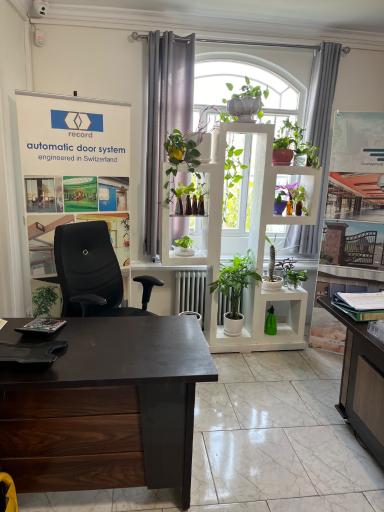 عکس دایان درب دیبا فروش و تعمیرات جک پارکینگی کرکره و راهبند 