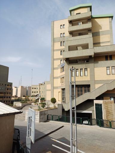 عکس دانشکده مهندسی برق