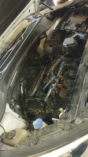 عکس تعمیرگاه تخصصی بزرگیان