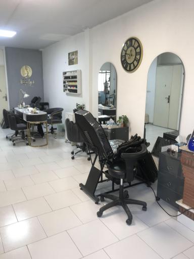 عکس سالن زیبایی ملودی بیوتی