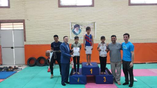 عکس آکادمی ژیمناستیک کوموش