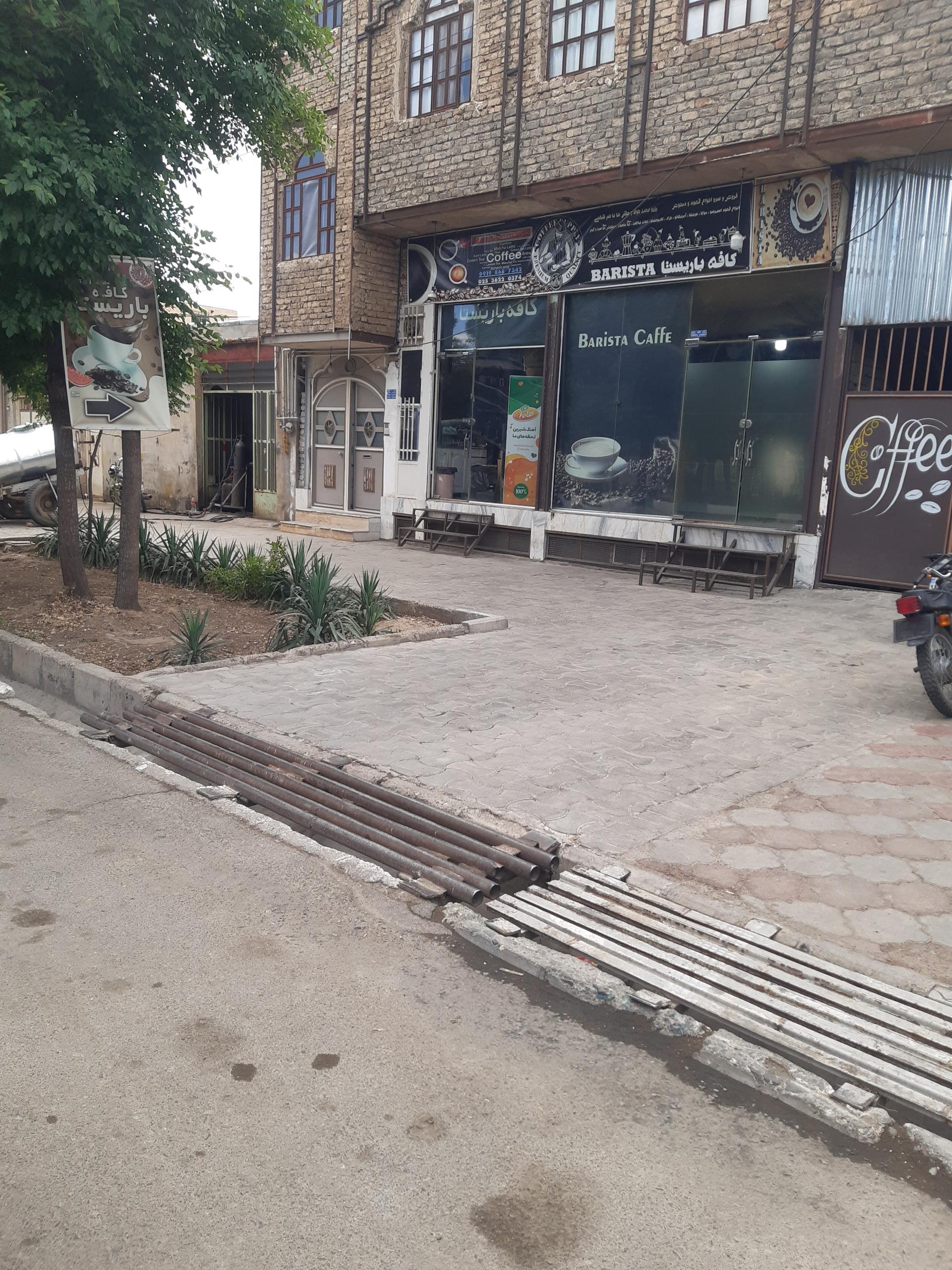 عکس کافه باریستا