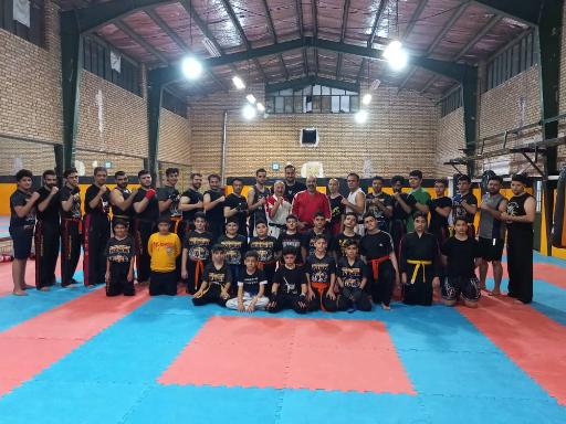 عکس آموزش کیک بوکسینگ شیهان حنیفه