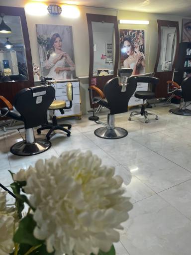 عکس آکادمی زیبایی رها ظریفی