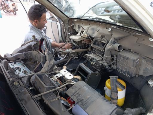 برق اتومبیل بفرویی