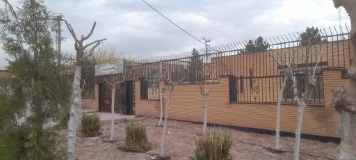 عکس کتابخانه پروین اعتصامی