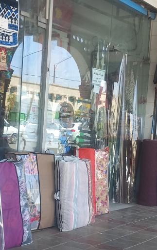 عکس فروشگاه رنگارنگ