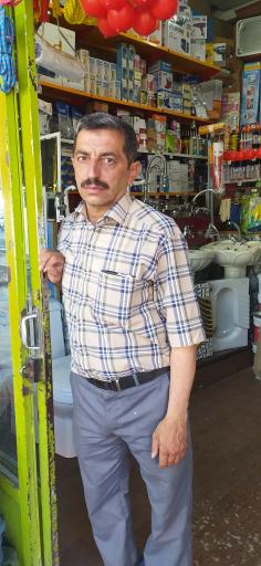 عکس رنگ و ابزار یکتا