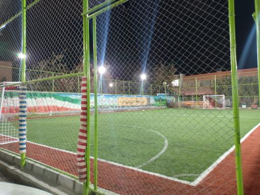 عکس دبیرستان هاشمی نژاد 3