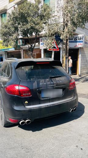 عکس آقای لنت(مرکز تخصصی لنت)