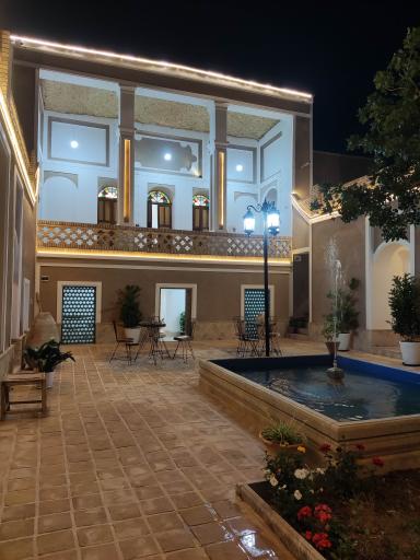 عکس عمارت  میران