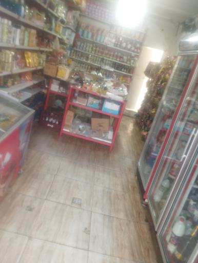 عکس سوپرمارکت پدر و پسر 