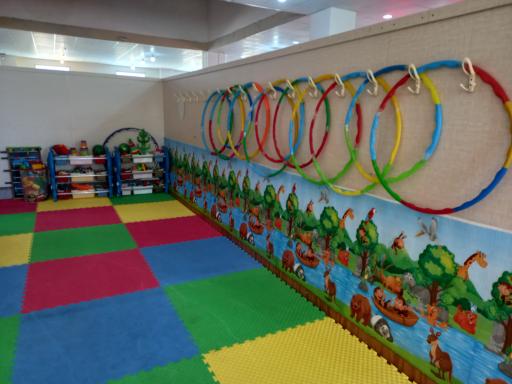 عکس کودکستان و پیش دبستانی شکوفه های آسمانی